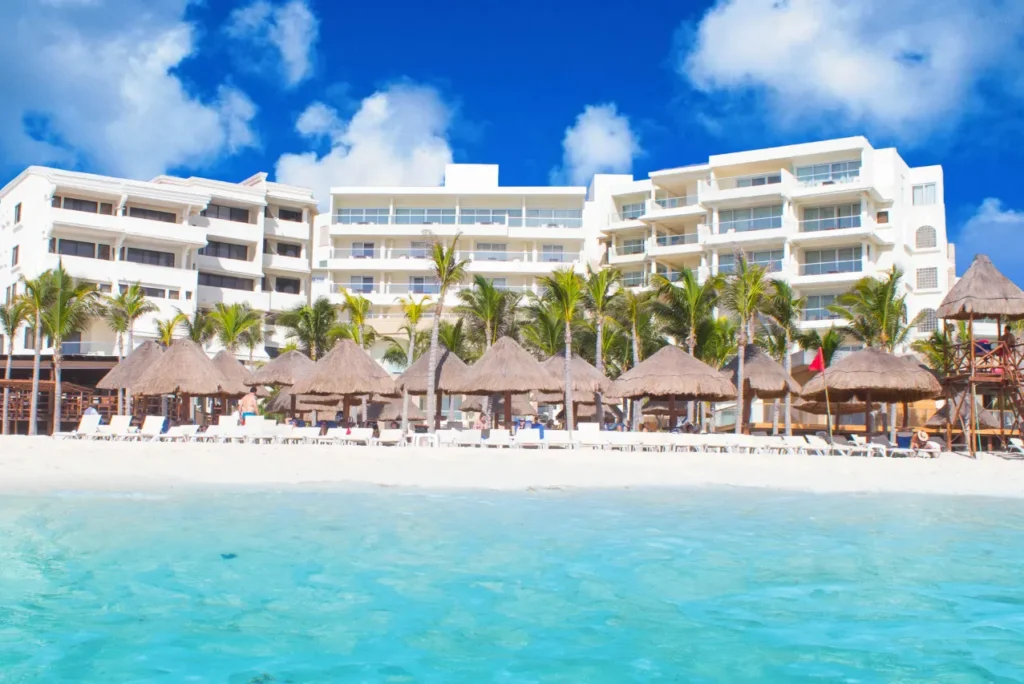 Top Rated Cancun Hotel is 17% Off!